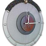 "Illusion" wall clock